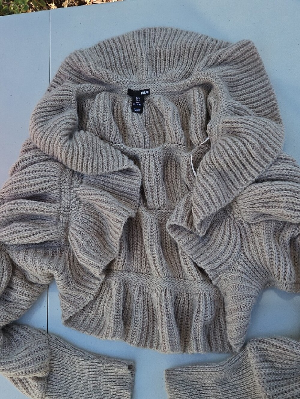 H&M Taupe Ribbed Chunky Crew Neck Sweater0005